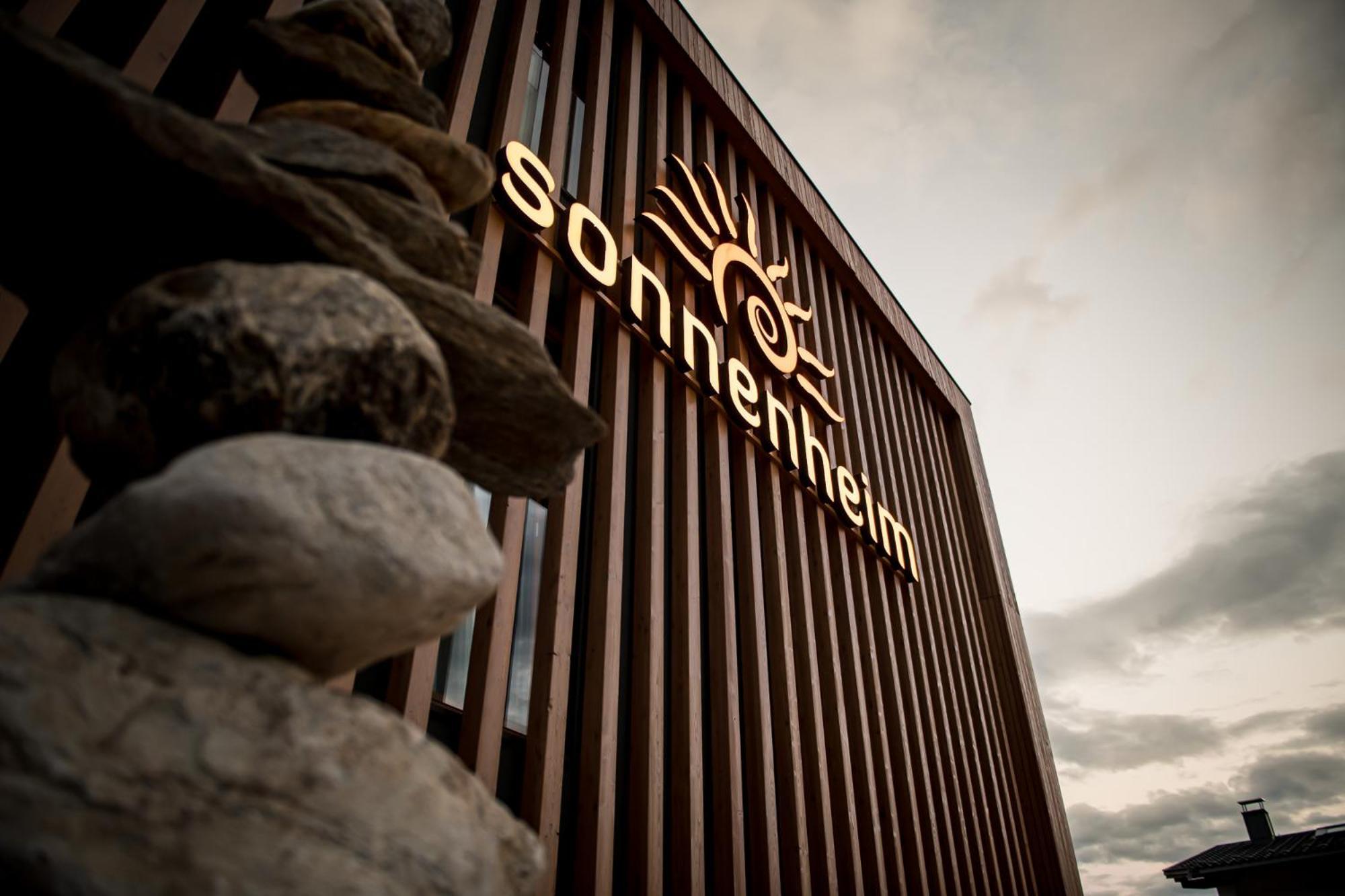 Hotel Sonnenheim Chienes Exterior photo
